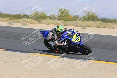 media/Oct-30-2022-CVMA (Sun) [[fb421c3cec]]/Race 11 Amateur Supersport Open/